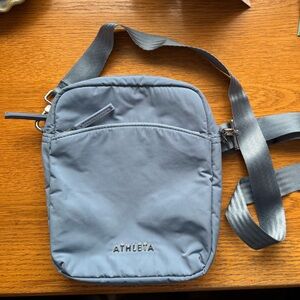 Athleta All About Vertical Crossbody bag
